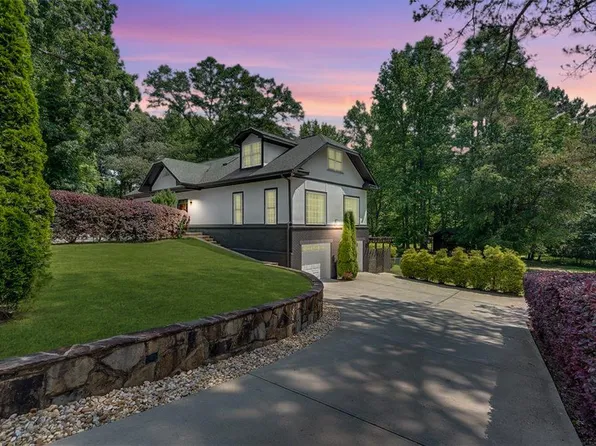 14440 Cogburn Rd, Milton, GA 30004