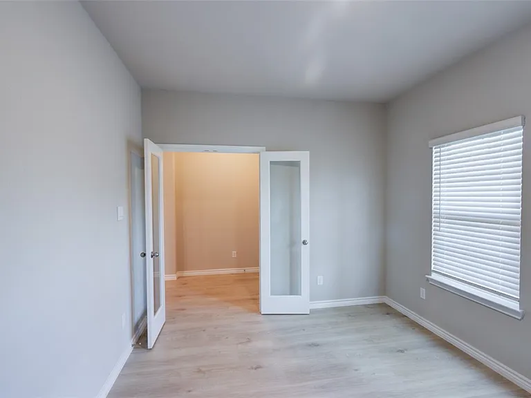 6210 Trado Dr — Photo 5