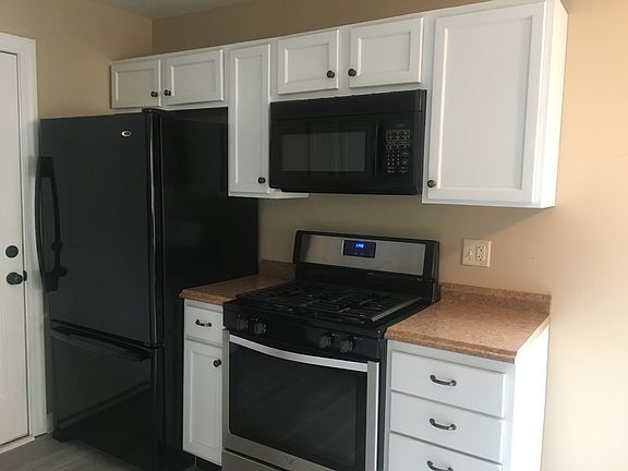 2nd image of 1107 Brunswick Hbr #1107