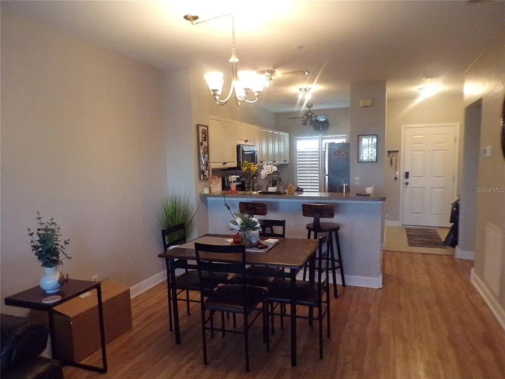 2 bed, 2.0 bath, 996 sqft, $1,500 — Photo 4