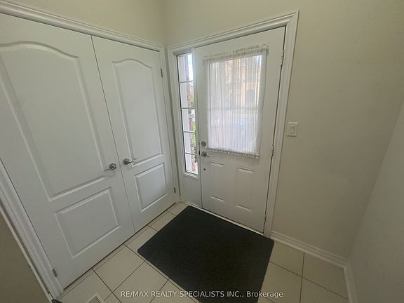 5th image of 90 Tundra Rd