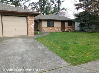 219 SE Sweetbriar Ln, Troutdale, OR 97060