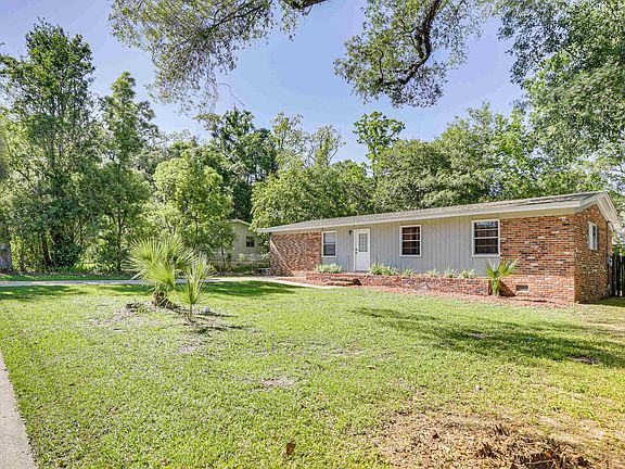 2nd image of 2300 Jackson Bluff Rd