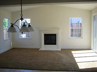 3rd image of 2481 Foxcroft Cir