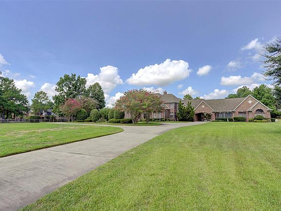 3rd image of 22503 Holly Creek Trl