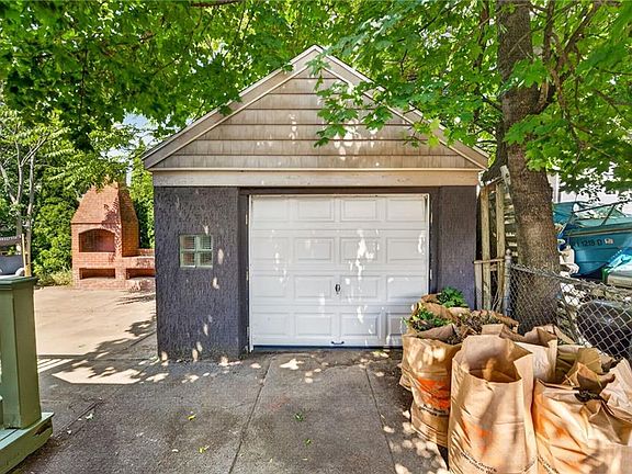 3rd image of 63 Georgia Ave