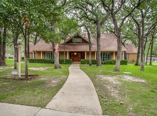 1814 Post Oak Dr, Irving, TX 75061