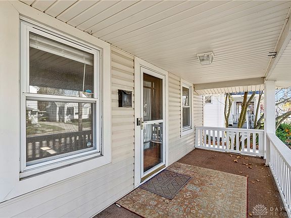 4th image of 522 Bellaire Ave