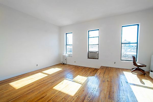 1st image of 167 Park Pl APT 5
