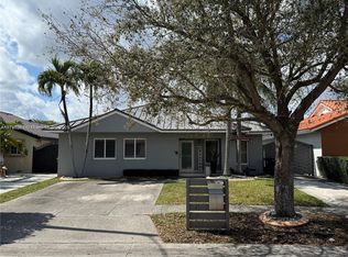 2500 SW 137th Ct, Miami, FL 33175