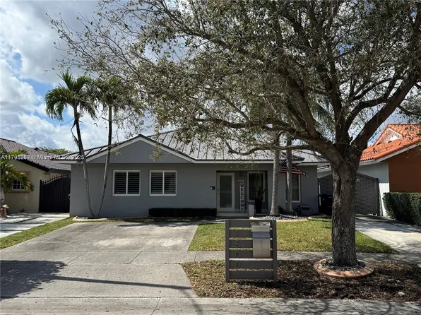 2500 SW 137th Ct, Miami, FL 33175