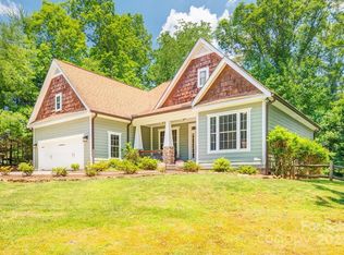 758 Glenn Bridge Rd, Arden, NC 28704