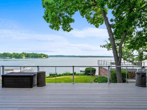 2713 Burries ROAD, Hartland, WI 53029