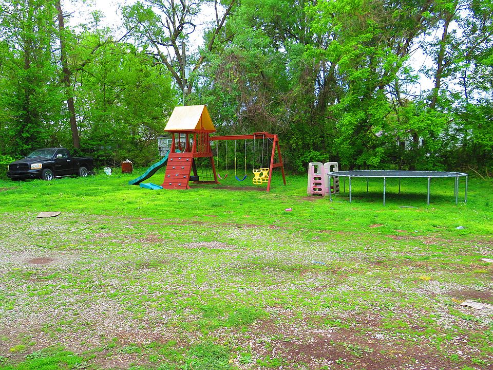 2nd image of 209 N Hamilton Avenue