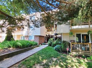 227 Fox Run Ln, Carmel, NY 10512