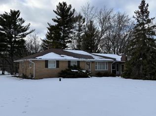 225 N 167th St, Brookfield, WI 53005