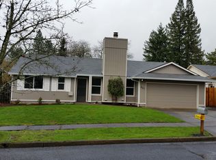 605 E Foothills Dr, Newberg, OR 97132