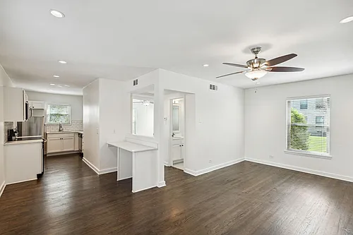 Devonshire Apartments Photo 1