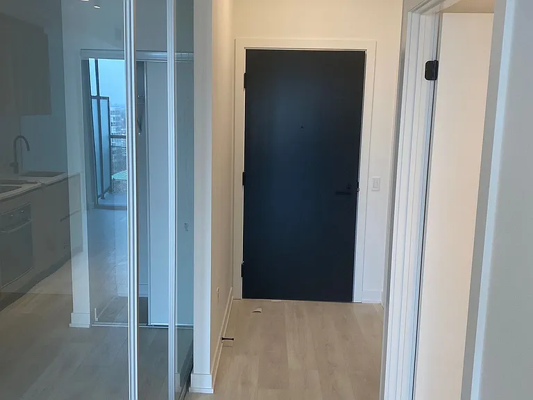 117 Broadway Ave #1407 — Photo 1