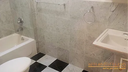 Rented by aptsandlofts.com