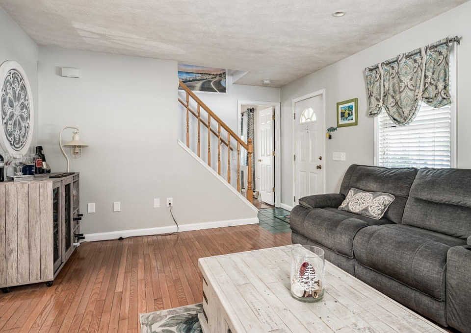 35 Pine Mountain Rd, Cape Neddick, ME 03902 Zillow