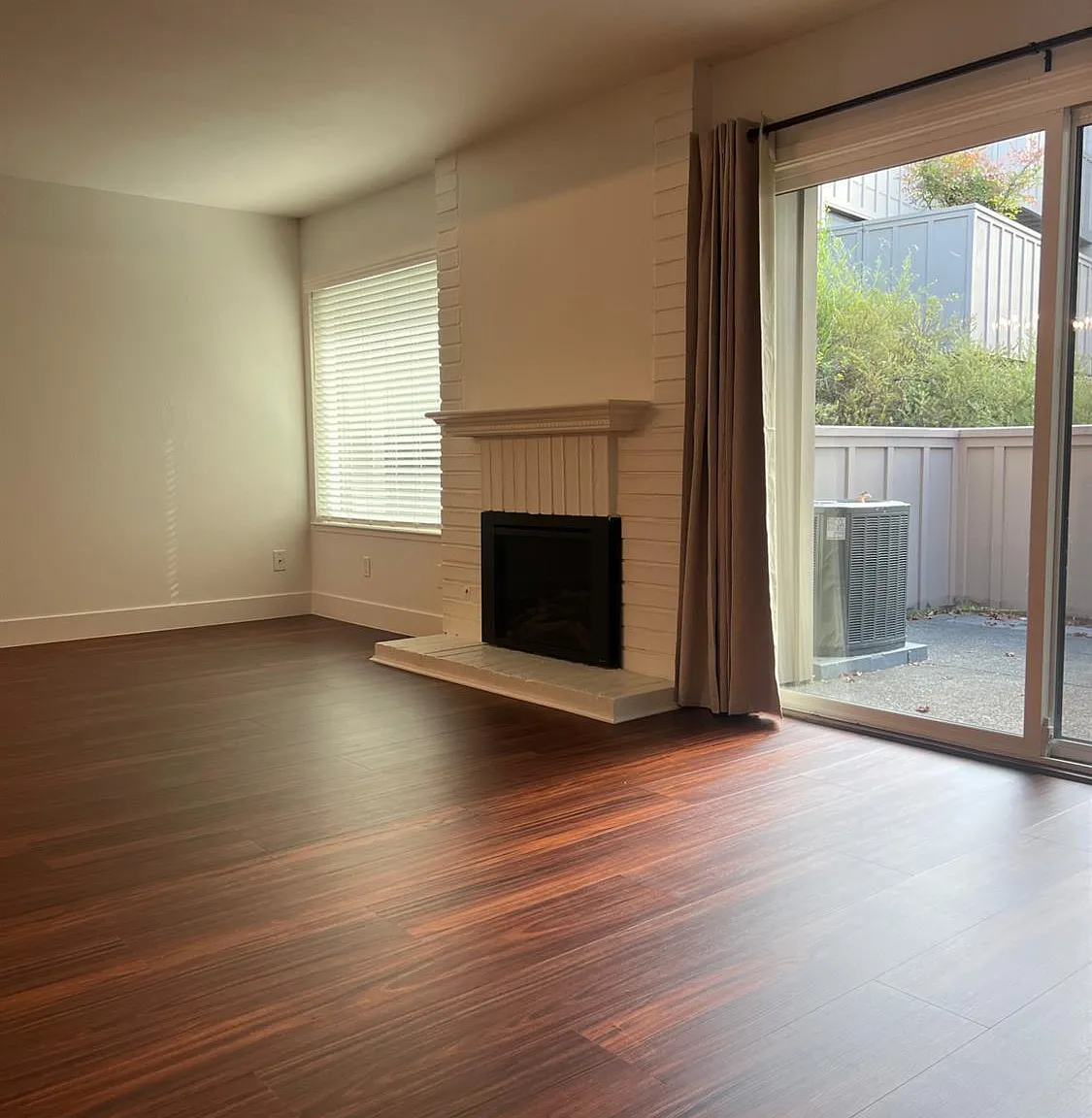 3 bed, 1653 sqft, $4,750 — Photo 4
