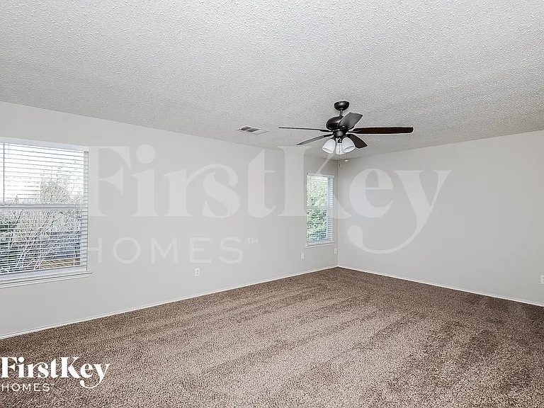 13413 Lost Spurs Rd — Photo 11