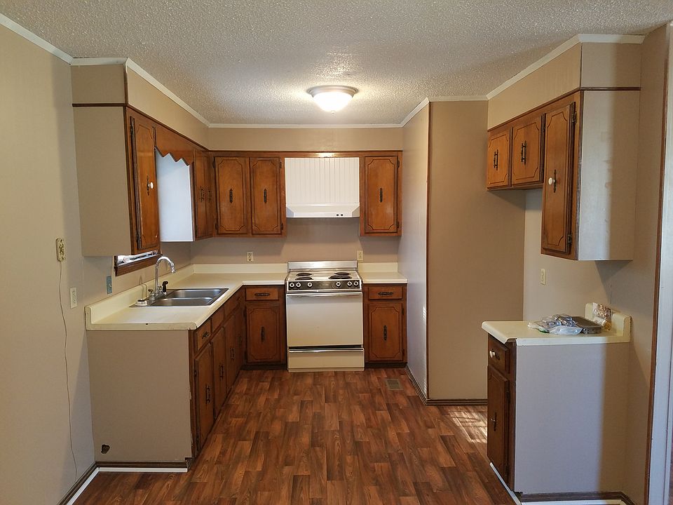 2nd image of 140 Uwapo Rd APT 15-105
