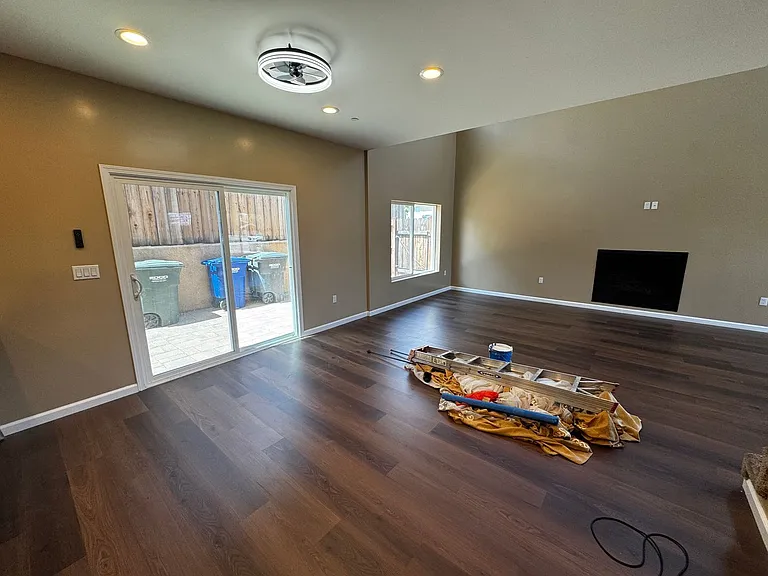 701 Star Ct — Photo 10