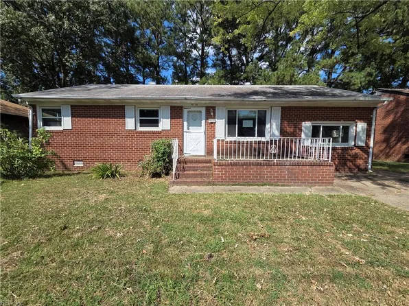 4114 Candlewood Dr, Hampton, VA 23666