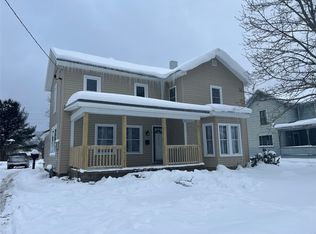 1075 N Center St, Corry, PA 16407