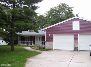 4119 Ivanrest Ave SW, Grandville, MI