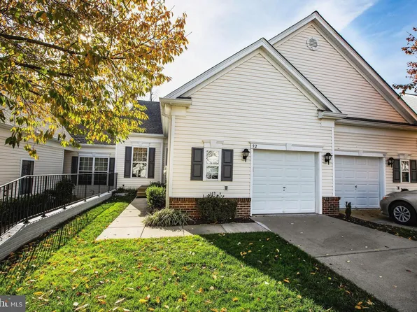 92 Aspen Hill Dr, Fredericksburg, VA 22406