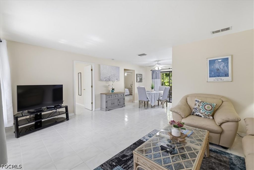 147 SW 47th Ter APT 1, Cape Coral, FL - View 4