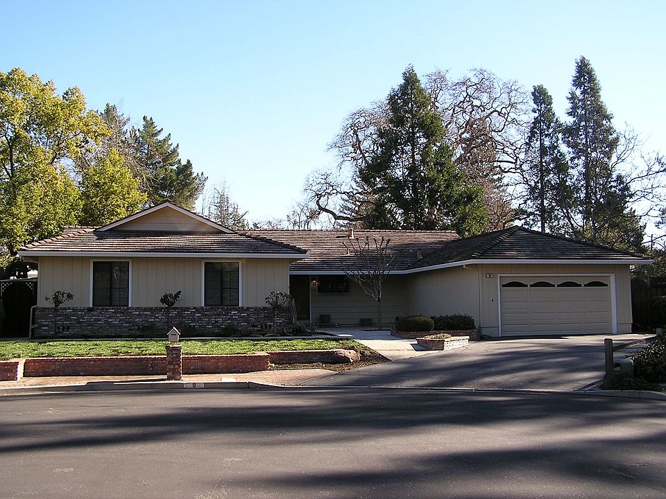 One of only four homes in cul-de-sac