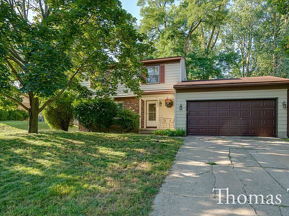 2nd image of 1654 Bridle Creek Dr SE