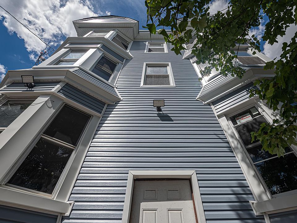 1st image of 331 Sussex Ave