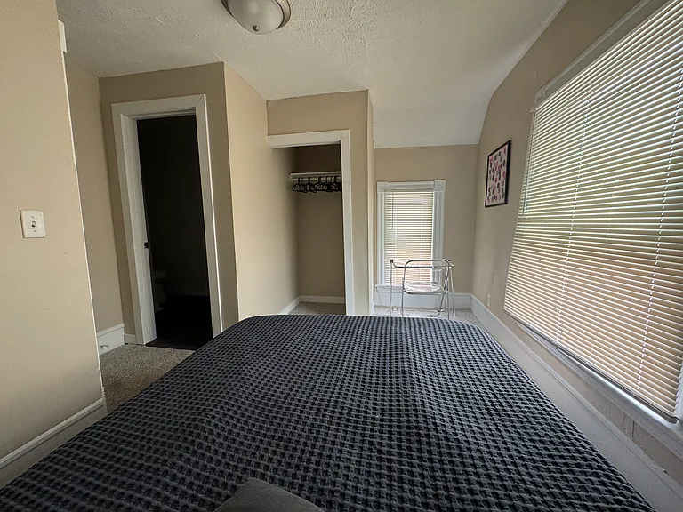 111 Sweet St NE #2 — Photo 12