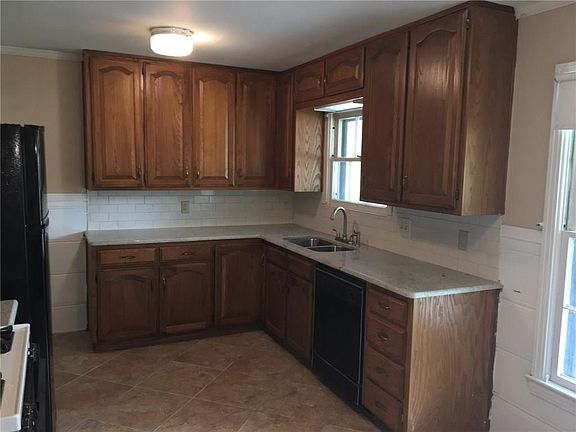 5th image of 4156 Anita Ave