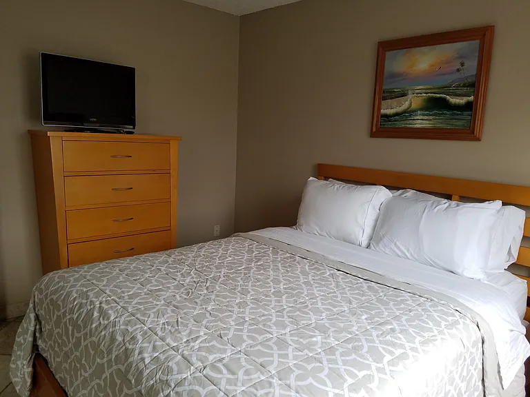 812 Jamaica Ct #NA — Photo 1