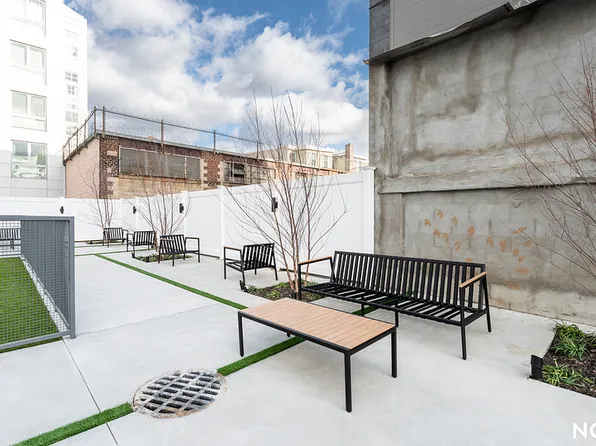 31-61 Vernon Boulevard image 16 of 72