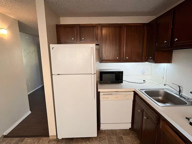 1771 NW 59th St #4 — Photo 10