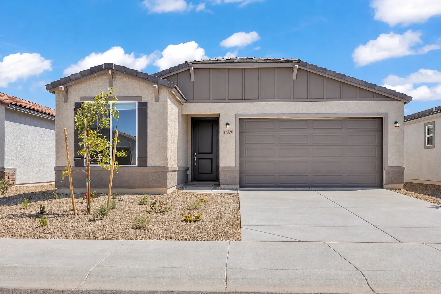 3 bed, 1252 sqft, $1,945 — Photo 1