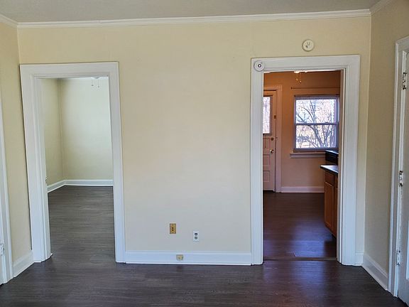 3rd image of 3701 Woodland Ave #1