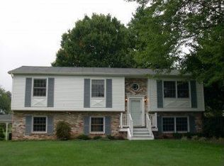 4317 Mountain View Dr, Haymarket, VA 20169