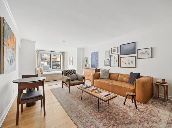 60 E 9th St APT 420, New York, NY 10003
