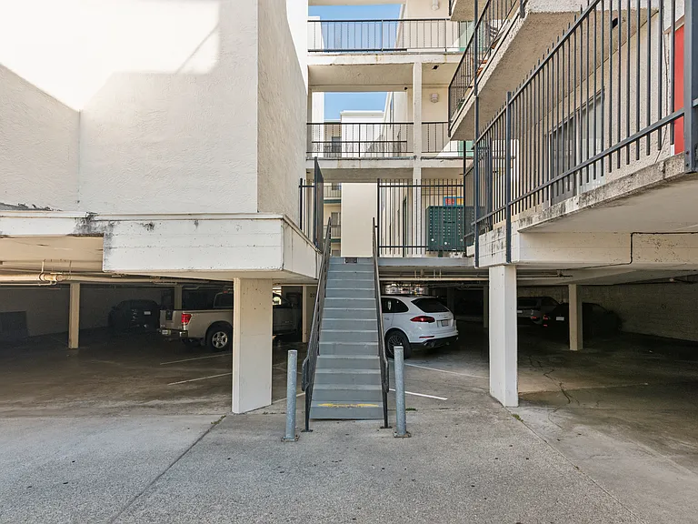 2732 Haste Street — Photo 13