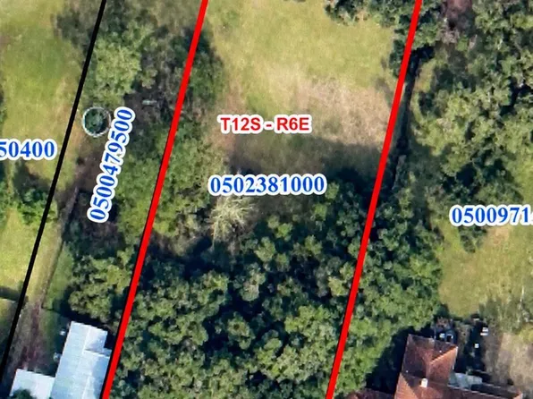 207 Loreauville Rd, New Iberia, LA 70563