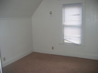 918 Milton St, South Bend, IN 46613