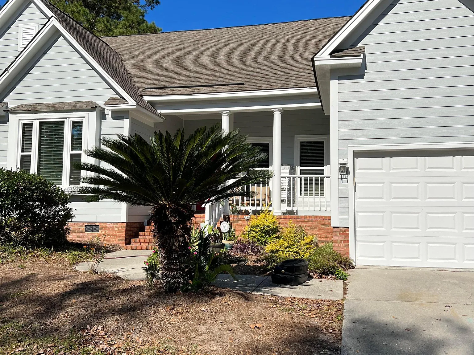 3 bed, 2.5 bath, 2486 sqft, $3,300 — Photo 3